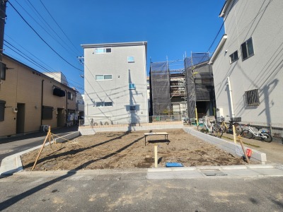 仲六郷3丁目 南西角地!新築戸建